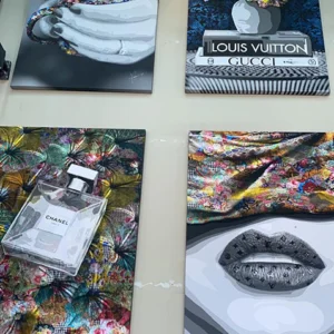 Tribute to Fashion Icons 1 In this art collection, Kristel Bechara pays tribute to fashion icons