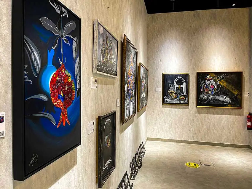 Blog 5 Every artist, at some point in their career, faces the challenge of creative blocks. These periods of stagnation frustrate artists..